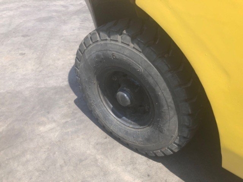 Xe nâng dầu komasu FD25C-17-339599