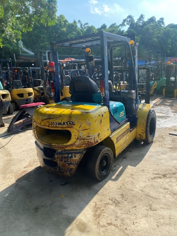 Xe xăng komatsu FD25C-12-531709