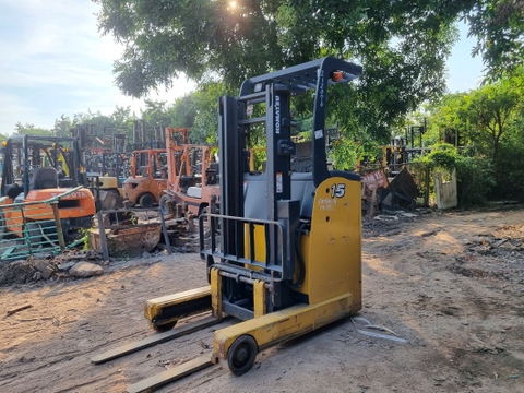 Xe đứng lái komatsu FB15RW-14-143993 bán hoặc cho thuê