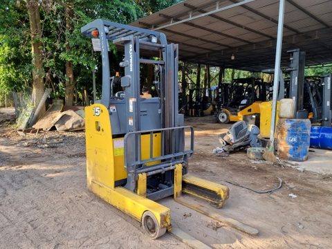Xe đứng lái komatsu FB15RW-14-143993 bán hoặc cho thuê
