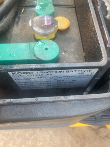 Xe nâng điện ngồi lái FB20AF-12-841635