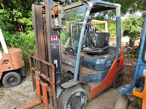 Toyota 02-8FD15-32929