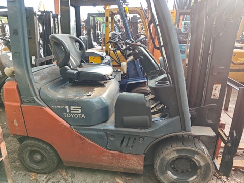 Toyota 02-8FD15-32929