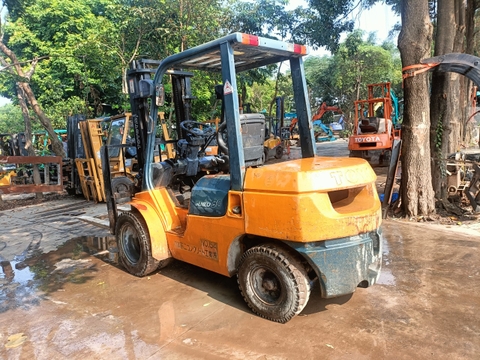 Toyota 7FD30-17240