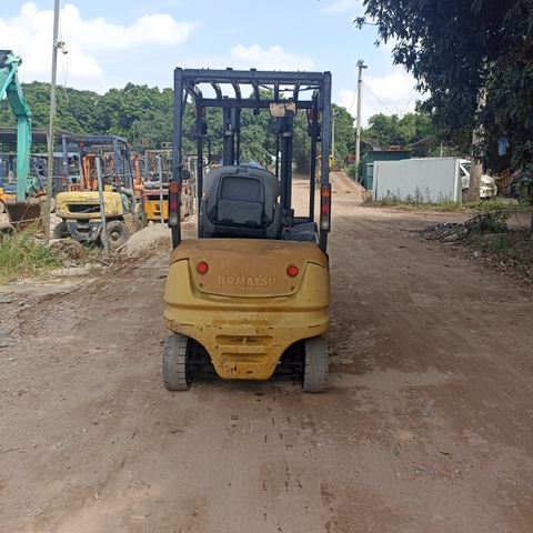 XE NÂNG ĐIỆN 2 TẤN KOMATSU FB20-12 -845454