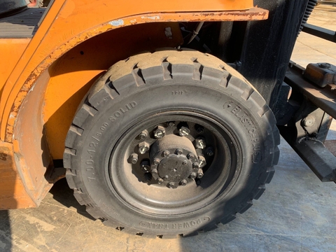 Toyota 7fd25 - 13843