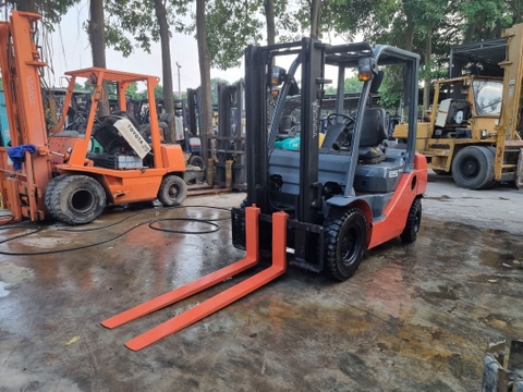 Xe nâng toyota  52-8FD25-34206