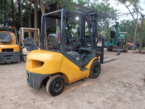 Komatsu FD25T-17-303673