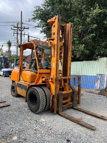 Komatsu FD45T-7-105985