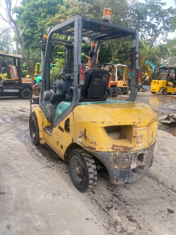 Komatsu FD25T-16-745823