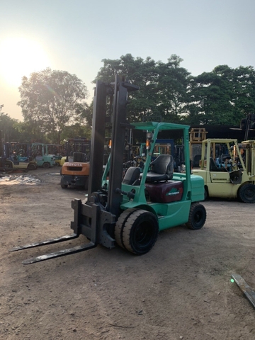 Mitsubishi FD30-34333 chức năng xoay 360