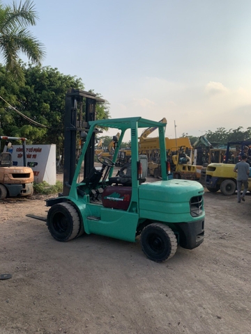 Mitsubishi FD30-34333 chức năng xoay 360