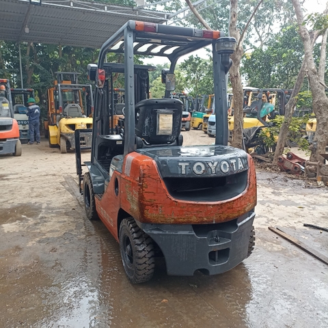 Toyota 52-8fd25- 31799