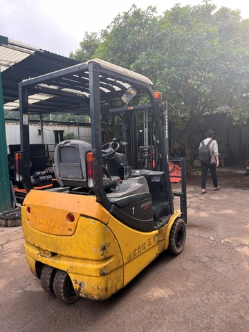 Komatsu FB15ML-12-828980 chui công 3 tầng