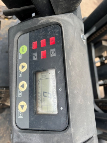 Komatsu FB15ML-12-828980 chui công 3 tầng