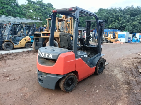 Toyota 02-8FD25-33690