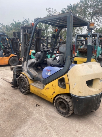 Komatsu FD25NT-15-741900