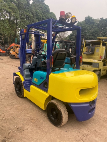 Xe nâng dầu komatsu FD25T-12-540446