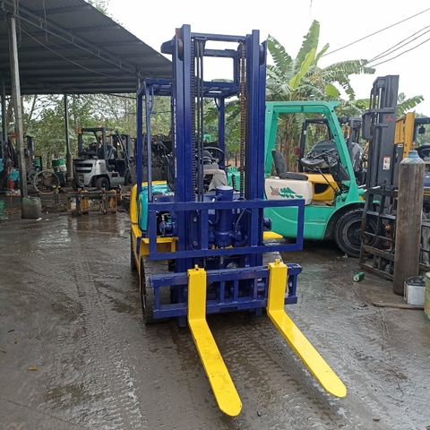 Komatsu FD25T-14-553680