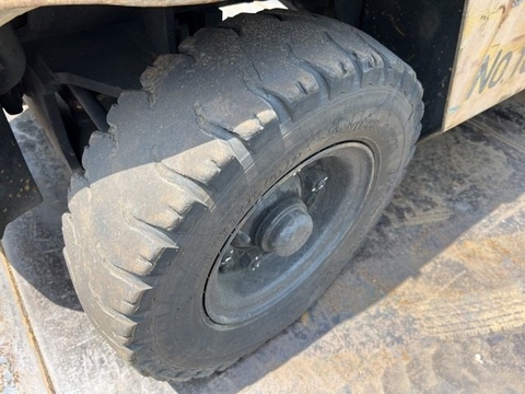 Mitsubishi FD35D-00624