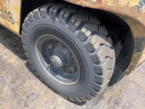 Mitsubishi FD35D-00624