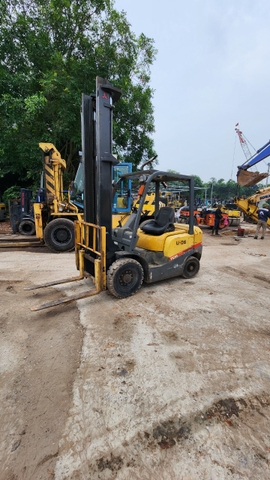 Xe nâng TCM FD25-00938.