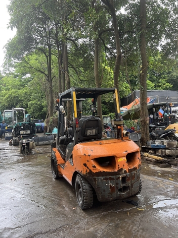 Komatsu FD30HT-17-333080