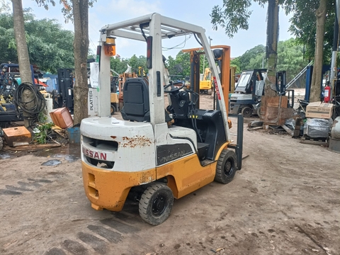 Nissan F1F1M15-002132