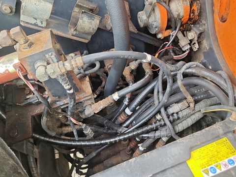 Hiatachi ZX55UR-10755