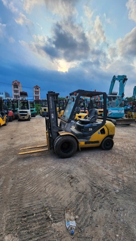 Komatsu FD25T-17-323737