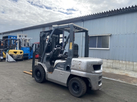 Nissan SB-YGL02/YGL02-000865