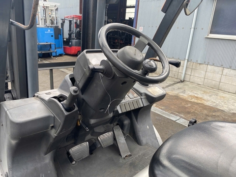 Nissan SB-YGL02/YGL02-000865