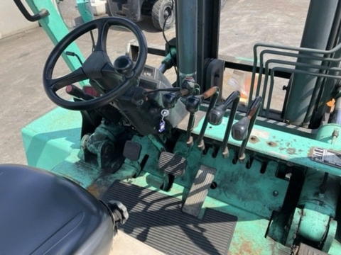 Mitsubishi FD90/F32-50008