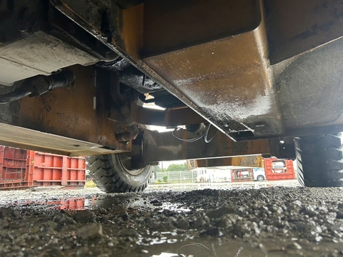 Komatsu FD180-5/2056