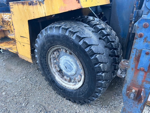 Komatsu FD180-5/2056