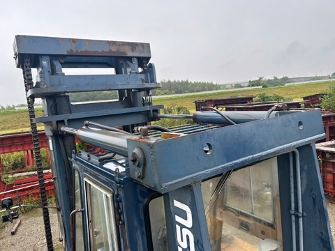 Komatsu FD180-5/2056