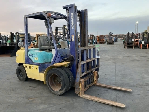 Komatsu FD25C-12/516192