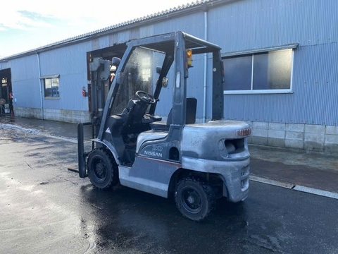 Nissan YL02A20/YL02-002708