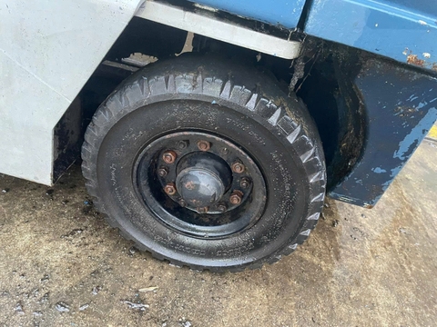 komatsu FD15-15- 311563