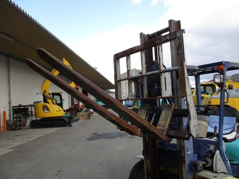 Komatsu FD25W-14- 562651