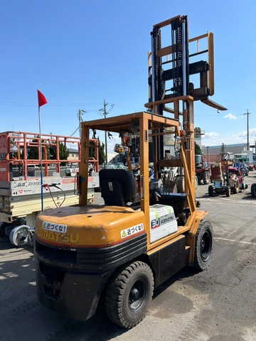 Komatsu FD30H-11/M117C-471265