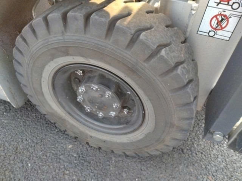 Nichiyu FB15PN-80B-300SF - 05432