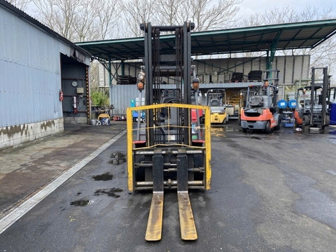 TCM FHD30C3/2S801346