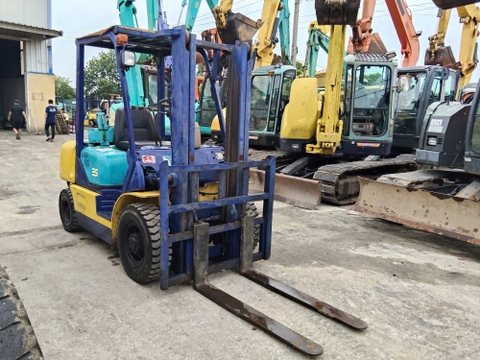 Komatsu FD25T-12/512803