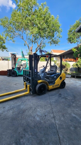 Komatsu FD25T-17/301575