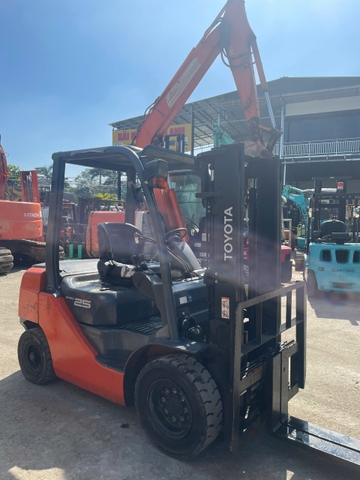 Toyota 8FD25/8FD25-32192