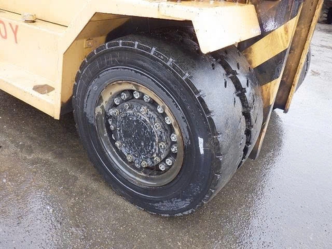 Komatsu FD120-8/ 8143