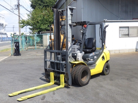 Komatsu FD25T-17/M228-340033