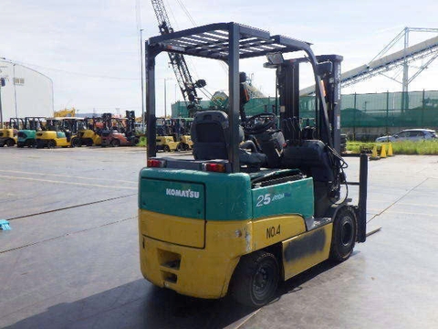 Komatsu FB25EX/820174