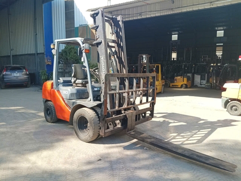 Toyota 02-8FD30/A8FDJ35-70456